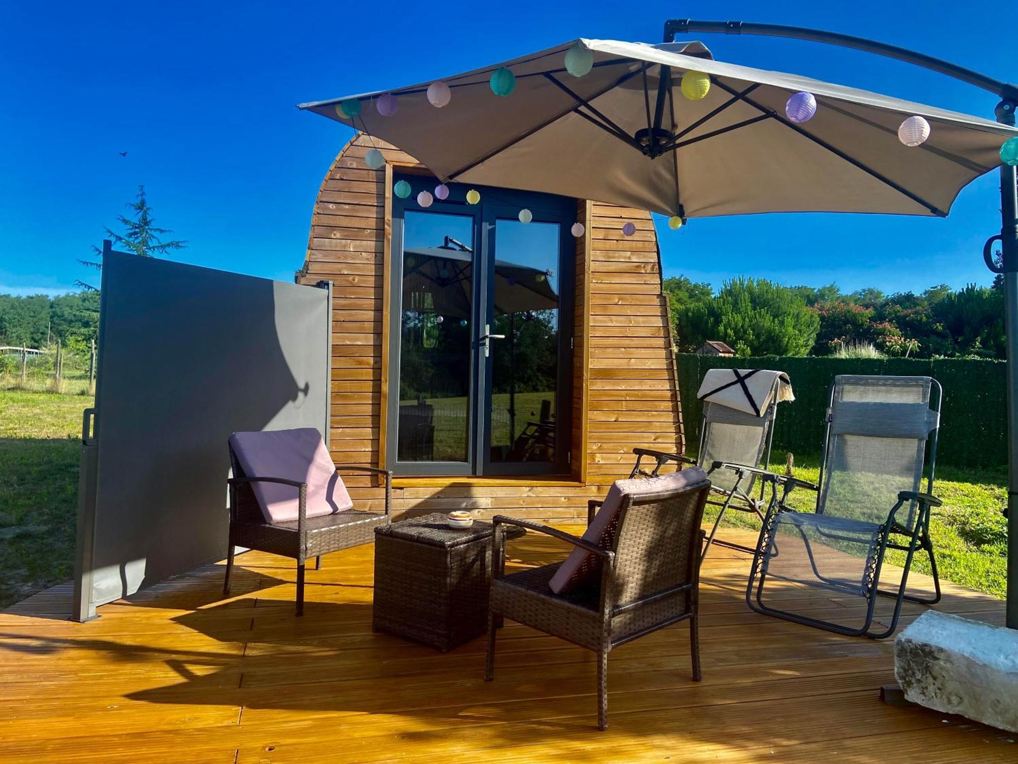 Logement Insolite : La Ruche Verte Monts-sur-Guesnes Esterno foto
